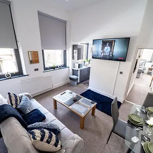 cozy-1-bedroom-apartment-in-the-heart-of-barnsley-town-centre.yorkshirehotels.net/